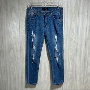 Emme Jordan Distressed Jeans Size 9